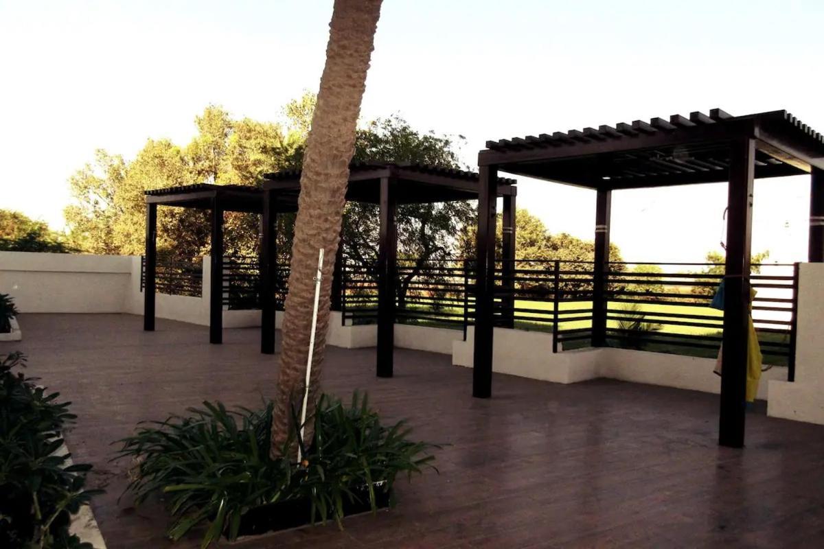 7 Seasons Palm Suite With Sky Orbit, Balcony, Swimming Pool, Wifi, Playground Rajkot Exteriör bild